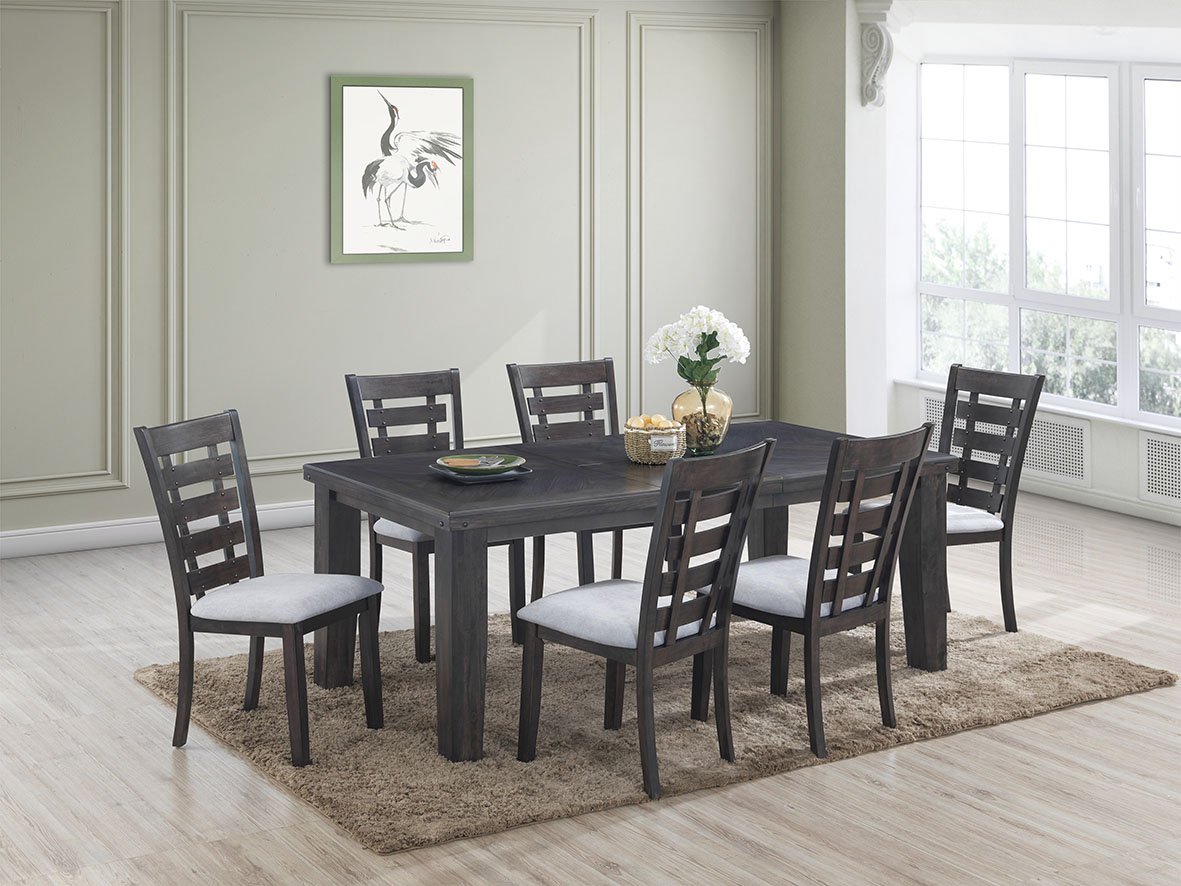 BAILEY DINING ROOM